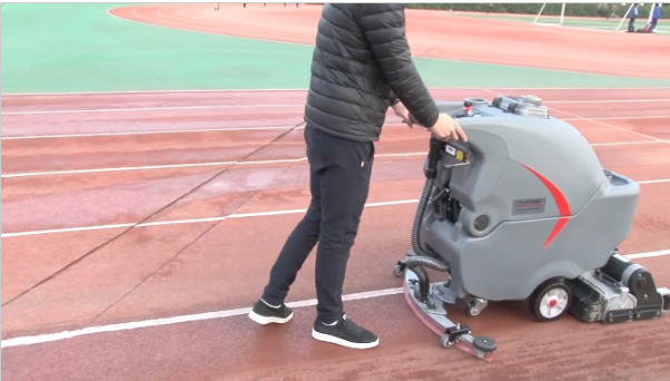 高美洗掃一體機，助力頑固污垢清理