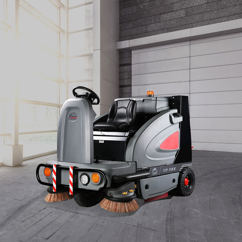 電瓶駕駛式掃地機電瓶保養(yǎng)小常識