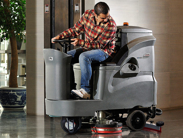 車站用洗地車的好處有哪些？